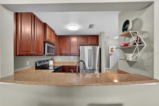 559 BAHIA BEACH BOULEVARD, Ruskin, FL 33570