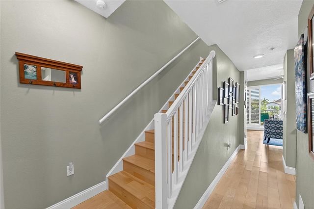 559 BAHIA BEACH BOULEVARD, Ruskin, FL 33570