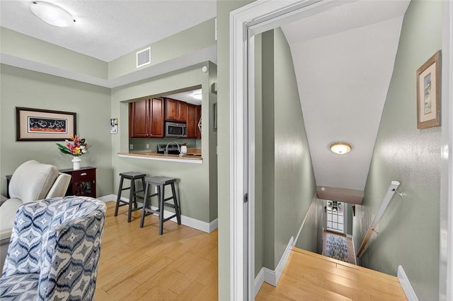 559 BAHIA BEACH BOULEVARD, Ruskin, FL 33570