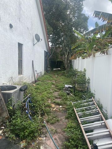 7350 NW 54th Court, Lauderhill, FL 33319