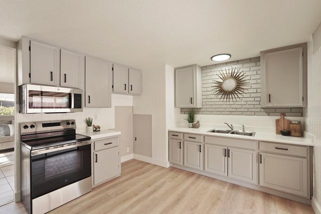 2708 S Harrison St, Stockton, CA 95206