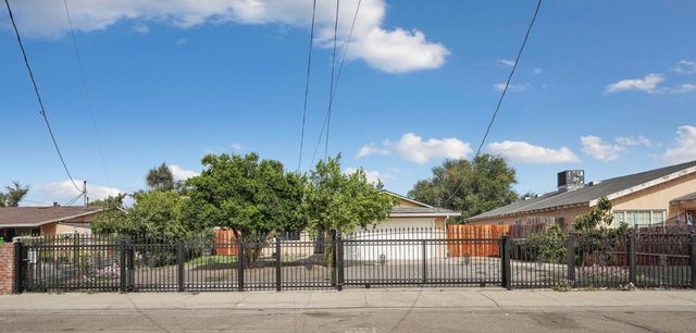 2708 S Harrison St, Stockton, CA 95206