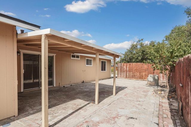 2708 S Harrison St, Stockton, CA 95206