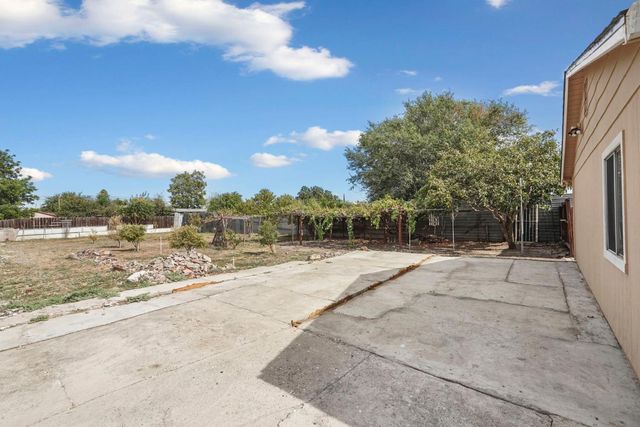 2708 S Harrison St, Stockton, CA 95206