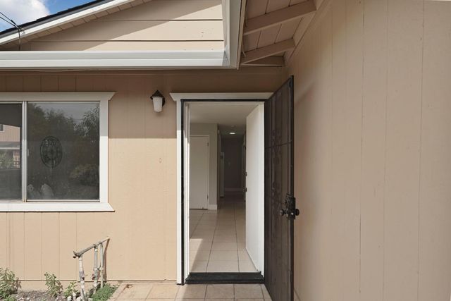 2708 S Harrison St, Stockton, CA 95206