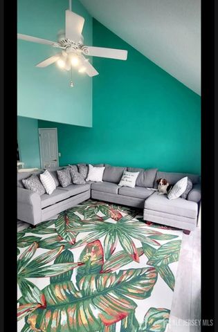 77 wind jammer Court, Bayville, NJ 08721