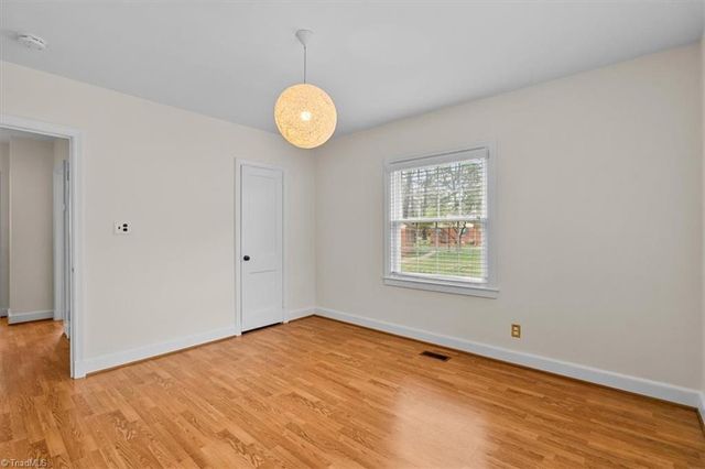 1216 Pamlico Drive, Greensboro, NC 27408