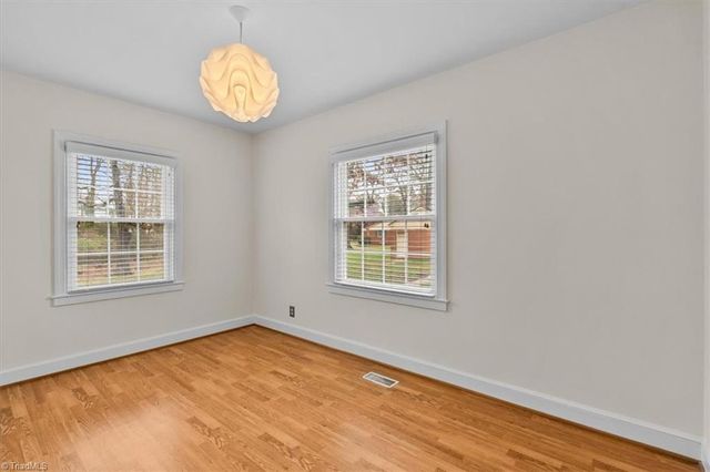 1216 Pamlico Drive, Greensboro, NC 27408