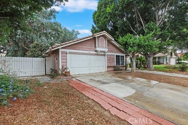 156 S Loretta, Rialto, CA 92376