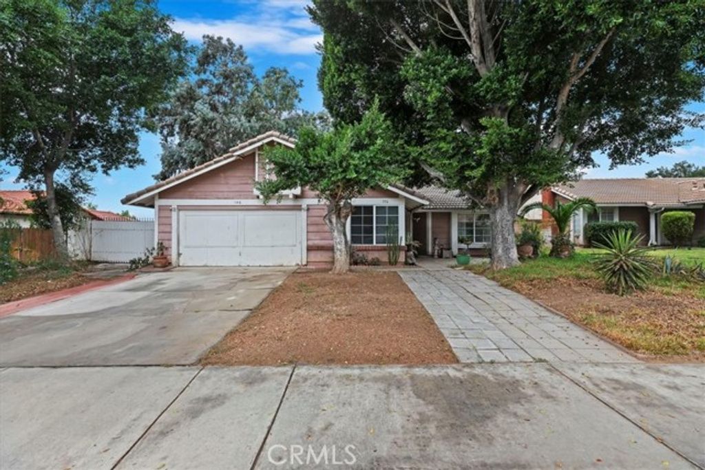 156 S Loretta, Rialto, CA 92376