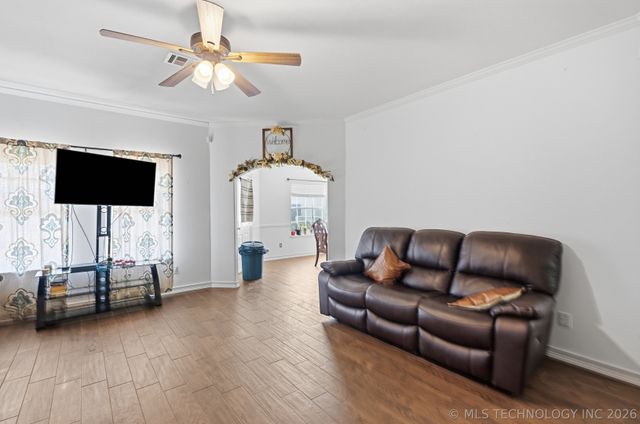 8140 E Silverado Road, Claremore, OK 74019