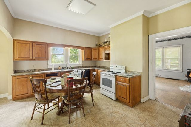 350 Port Royal Rd, Clarksville, TN 37040