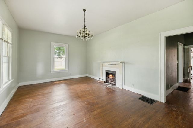 350 Port Royal Rd, Clarksville, TN 37040
