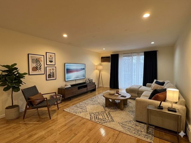 740 Farm Road 211, Marlborough, MA 01752