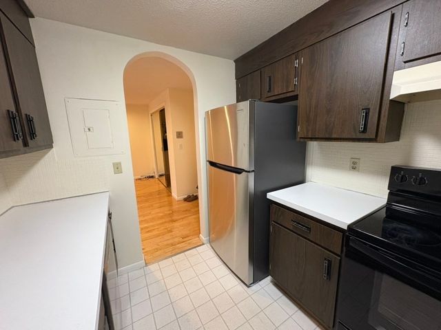 740 Farm Road 211, Marlborough, MA 01752