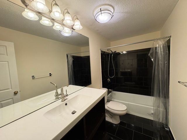 740 Farm Road 211, Marlborough, MA 01752