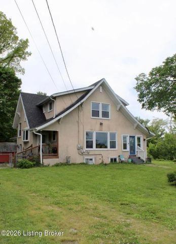 4618 River Front Dr, Louisville, KY 40216