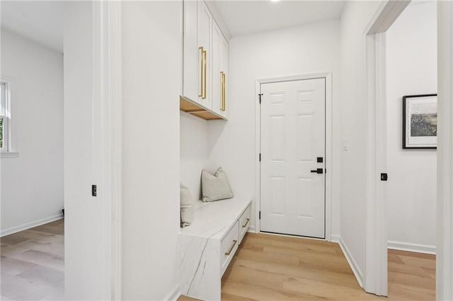 110 Vistacrest Way, Roswell, GA 30075