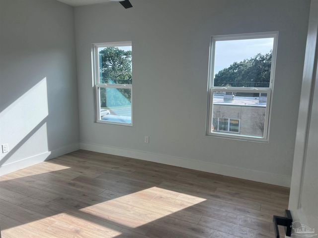 305 N Pace Blvd A or B, Pensacola, FL 32505