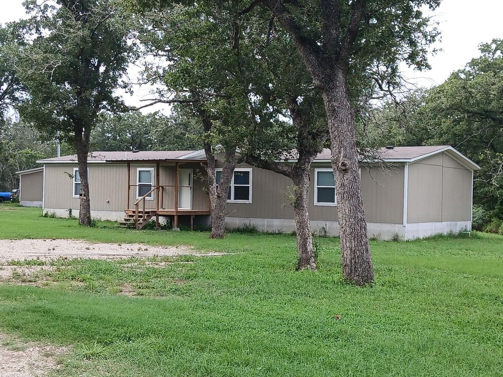 8717 Fm 1115 C, Flatonia, TX 78941