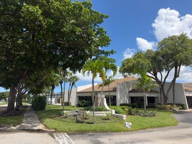 6600 ROYAL PALM Boulevard 215B, Margate, FL 33063