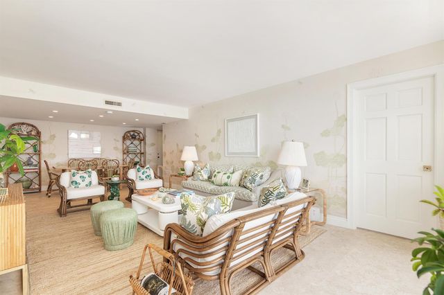 1801 S Flagler Drive 1007, West Palm Beach, FL 33401