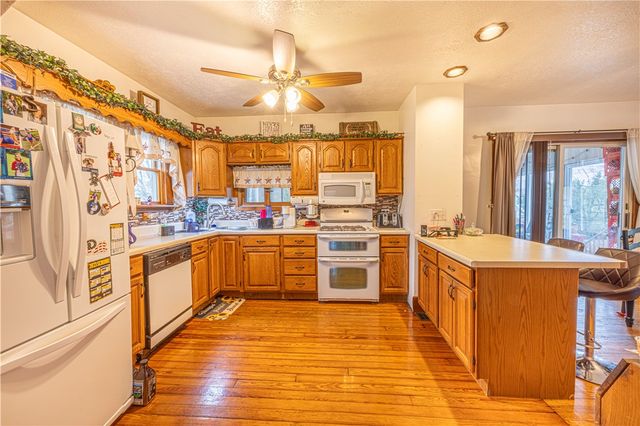 10 Coolidge St, North Union Twp, PA 15401