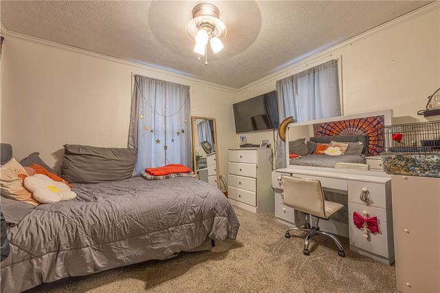 10 Coolidge St, North Union Twp, PA 15401