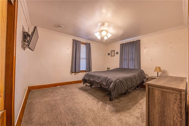 10 Coolidge St, North Union Twp, PA 15401