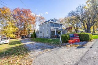 10 Coolidge St, North Union Twp, PA 15401