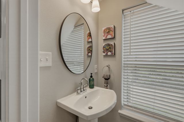 5914 Goodwin Avenue, Dallas, TX 75206