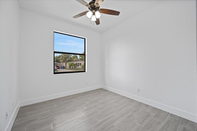 1209 W 33rd Street, Riviera Beach, FL 33404