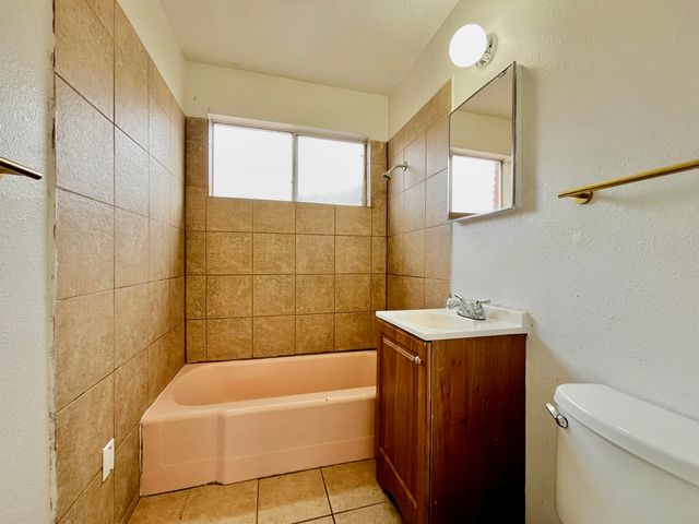 3430 Eastern Avenue SE, Albuquerque, NM 87106