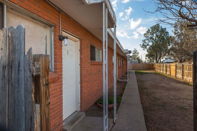 3430 Eastern Avenue SE, Albuquerque, NM 87106