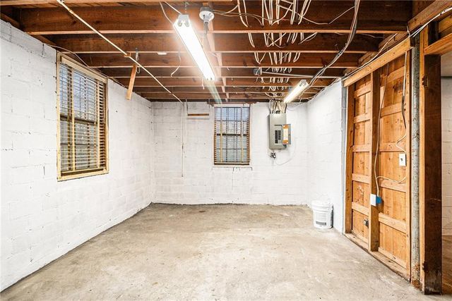 814 S Jolly Avenue, Clarkston, GA 30021