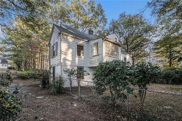 814 S Jolly Avenue, Clarkston, GA 30021