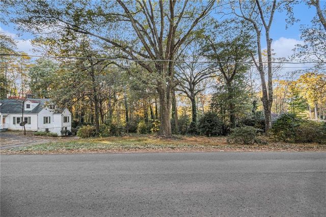 814 S Jolly Avenue, Clarkston, GA 30021