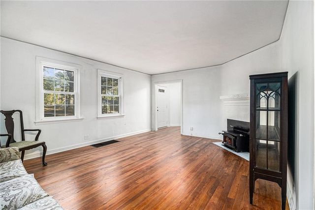 814 S Jolly Avenue, Clarkston, GA 30021
