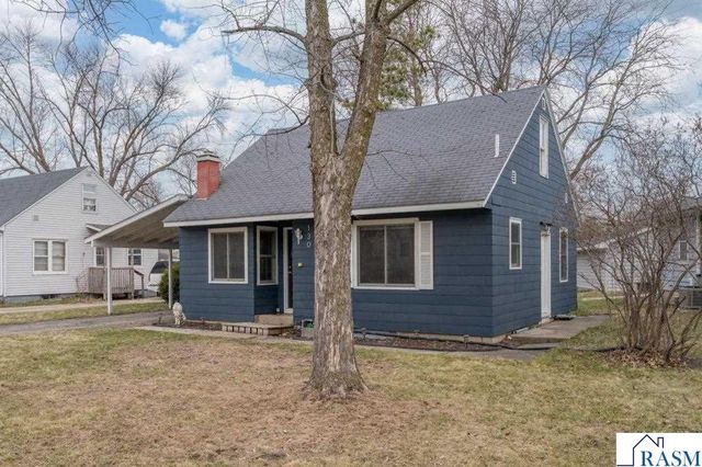 130 Haynes Street, Mankato, MN 56001