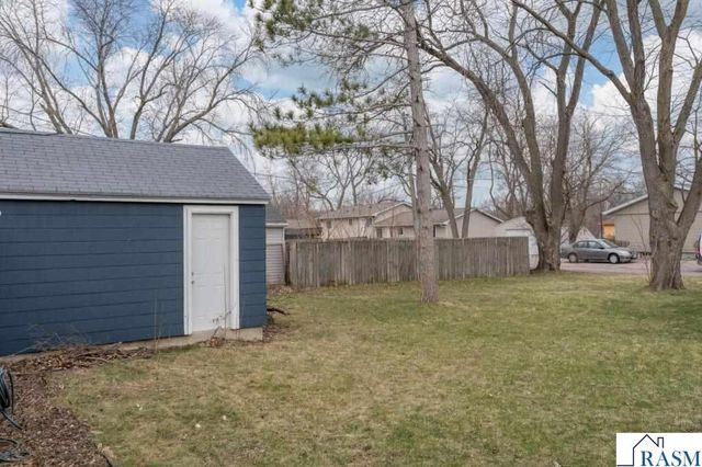 130 Haynes Street, Mankato, MN 56001