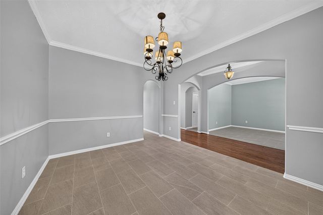 8519 Babbling Brook Court, Sugar Land, TX 77479