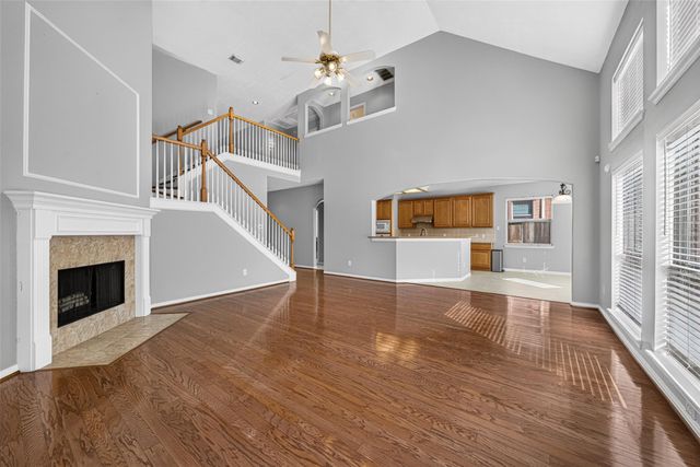 8519 Babbling Brook Court, Sugar Land, TX 77479