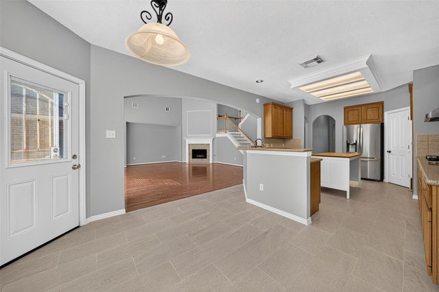 8519 Babbling Brook Court, Sugar Land, TX 77479