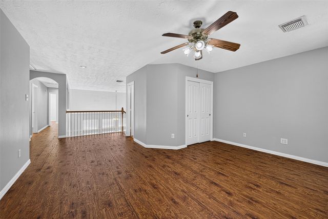 8519 Babbling Brook Court, Sugar Land, TX 77479