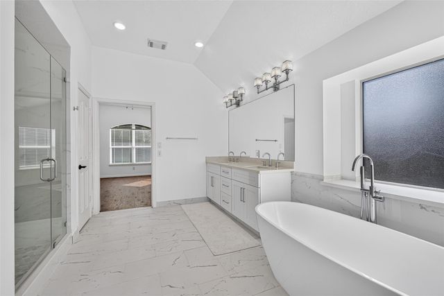 8519 Babbling Brook Court, Sugar Land, TX 77479