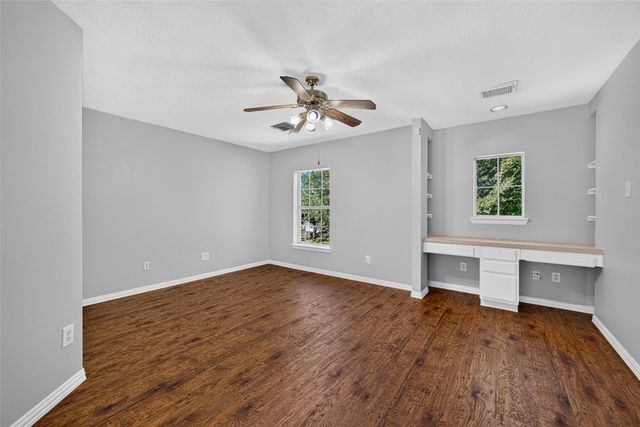 8519 Babbling Brook Court, Sugar Land, TX 77479