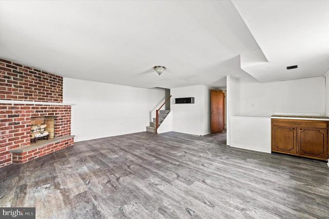 10209 W KESWICK RD, Philadelphia, PA 19114