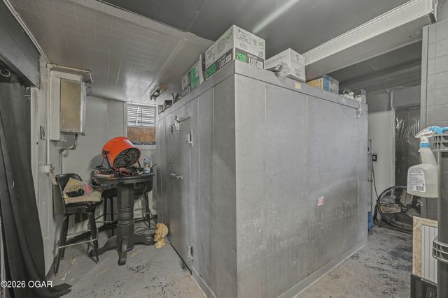 1301 E Broadway Street, Joplin, MO 64801