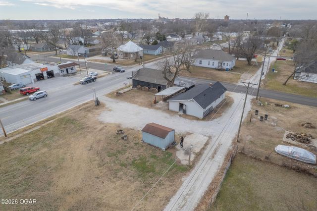 1301 E Broadway Street, Joplin, MO 64801