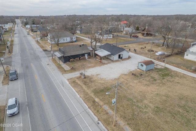 1301 E Broadway Street, Joplin, MO 64801